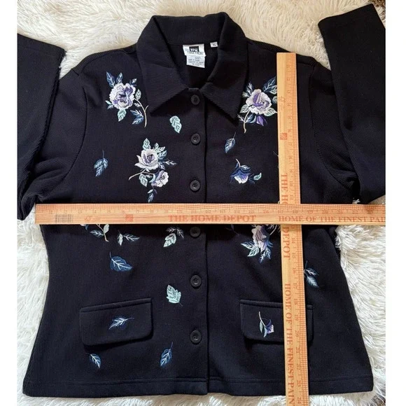 Vintage Together! Women’s Black Embroidered Floral Button Up Cardigan Sweater XL - Picture 7 of 8